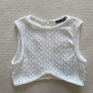 Small cable knit white crop top